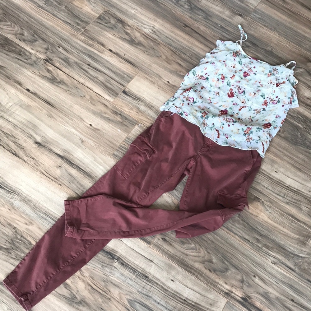 OUTFIT- Route 66 Camisole Top and Universal Thread Cargo Pants Sizes Small & 29R